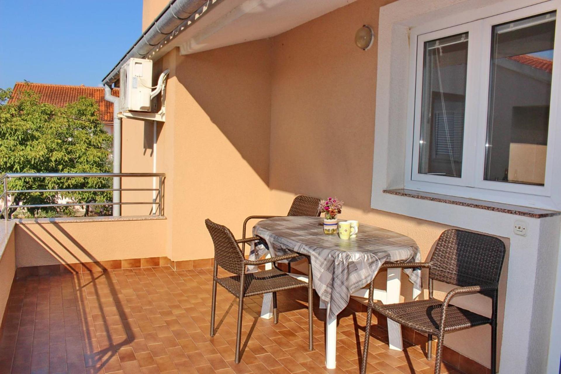 Apartments Remi Нин Экстерьер фото